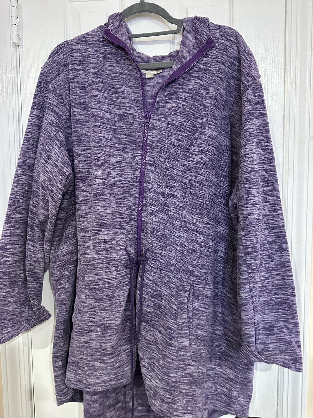 Woman within size 1x purple zipper hooded fleece sweatshirt